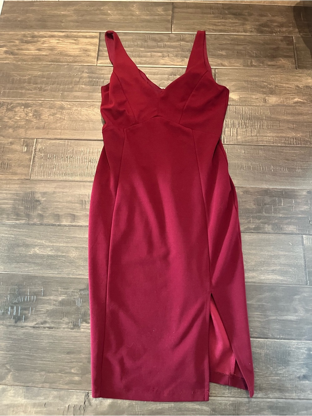 Lulu's Burgundy V-Neck Sleeveless Midi Dress with Side Slit